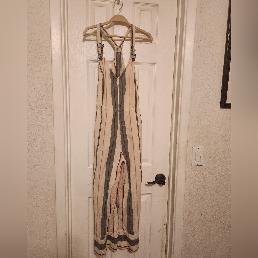 Striped Jumpsuit with Halter Neck.  LINEN BILLABONG WITH WRAP TIE BELT
